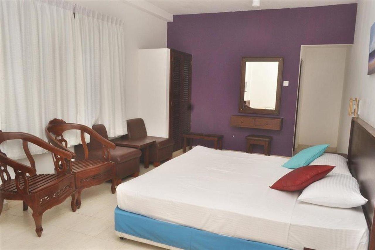 Lavendish Beach Resort Унаватуна Экстерьер фото